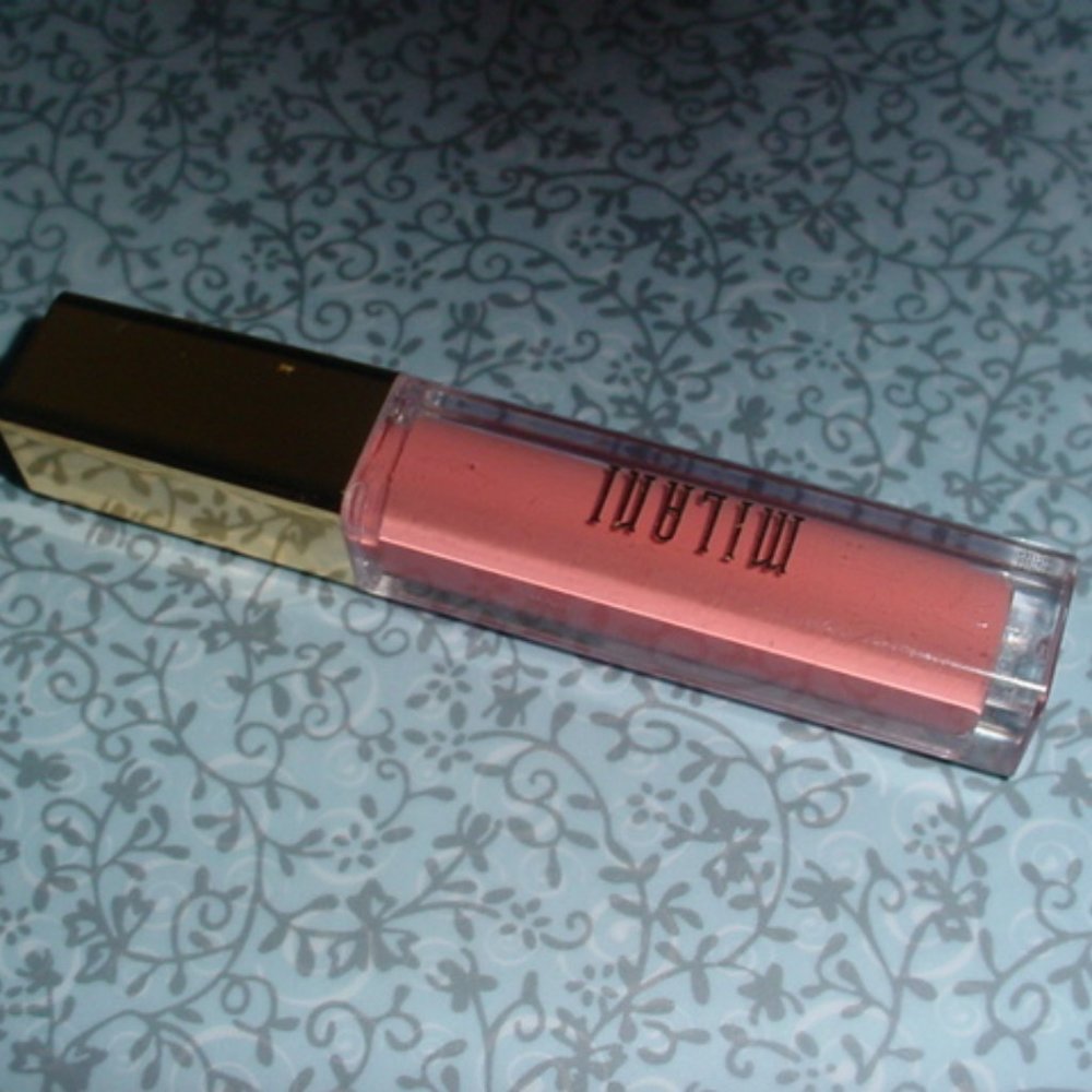 MILANI New Amore Matte Lip PRETTY 39